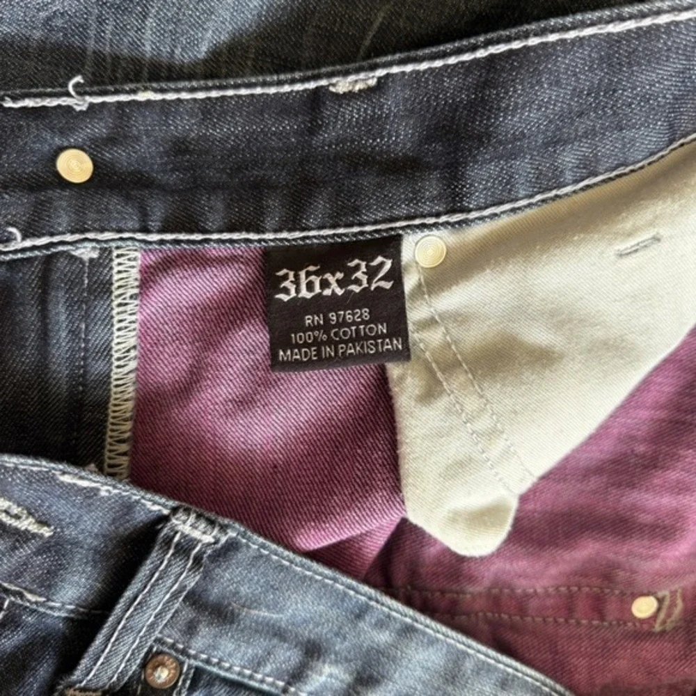 Request Premium Denim Goods Co. Distressed Jeans - Pink Detail, Designer Style - Picture 6 of 7